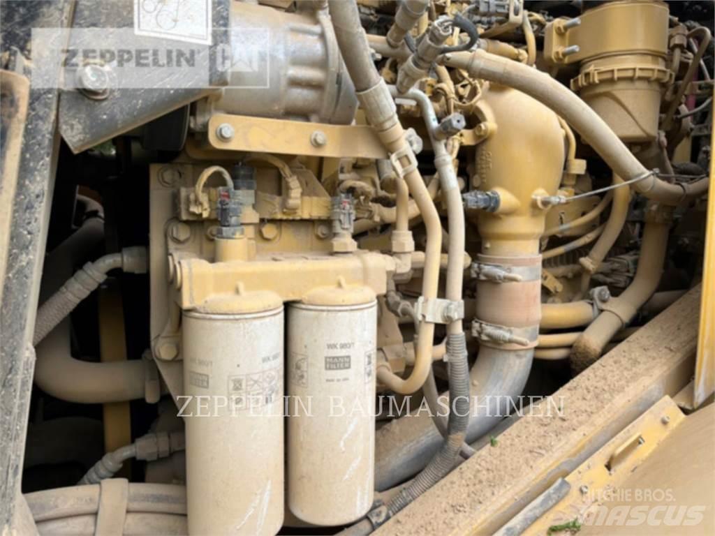 CAT 966MXE Gumikerekes homlokrakodók