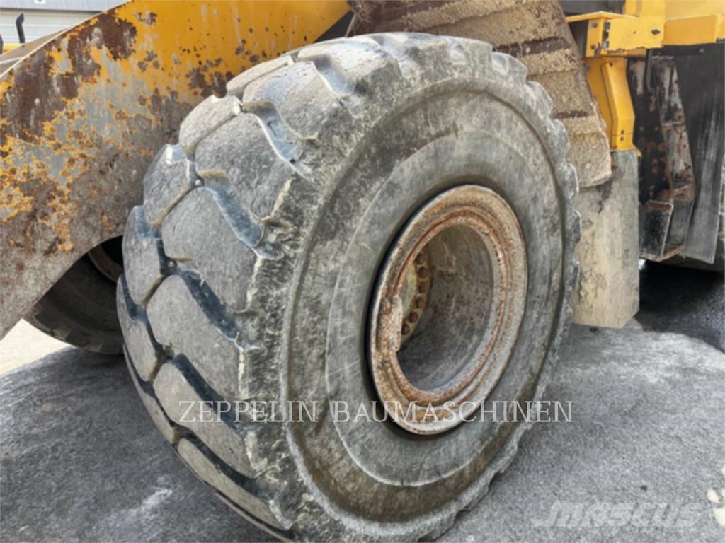 CAT 966MXE Gumikerekes homlokrakodók
