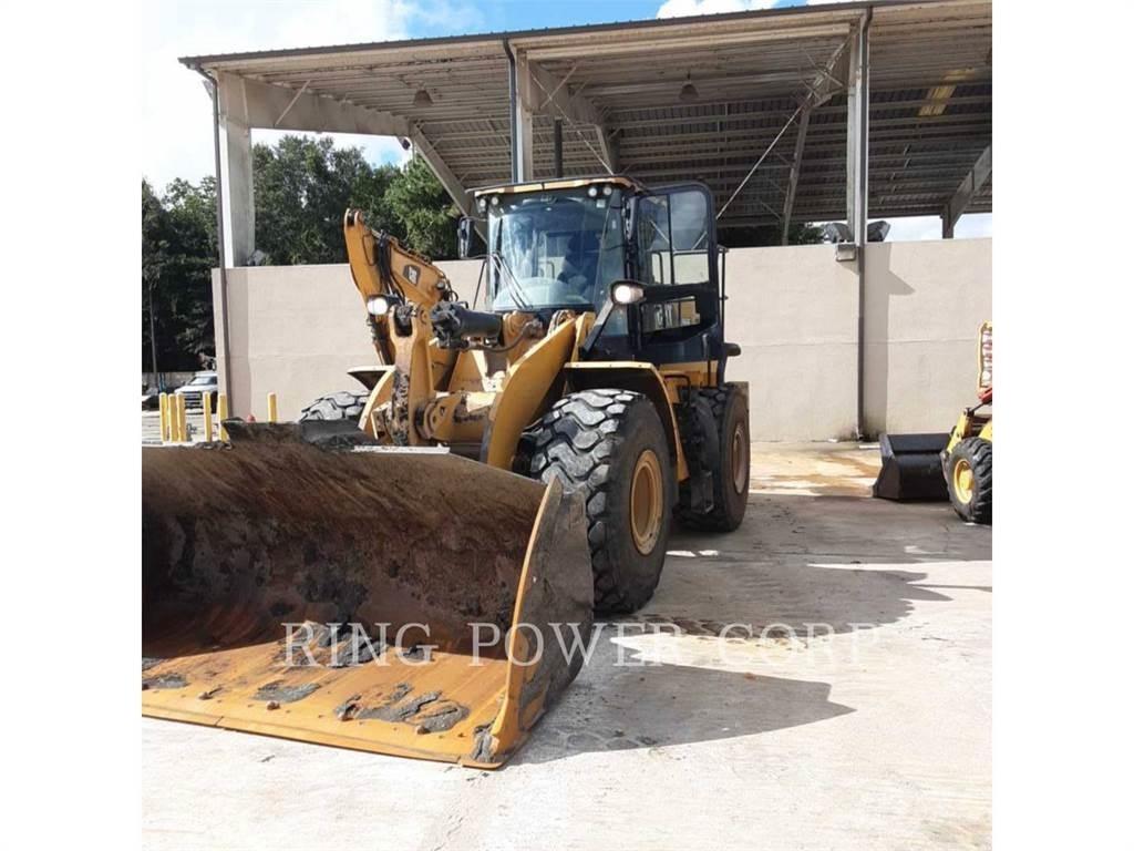 CAT 966QC Gumikerekes homlokrakodók