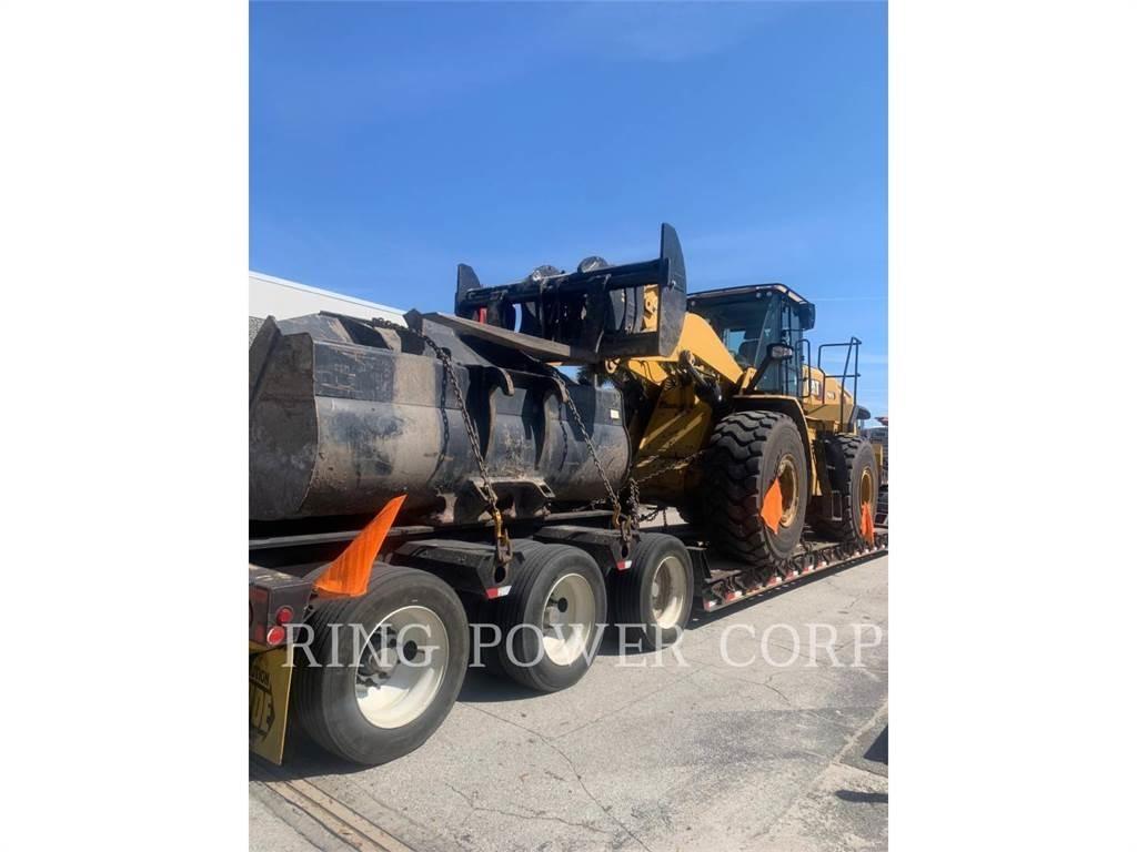 CAT 966QC Gumikerekes homlokrakodók