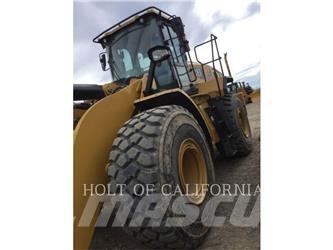CAT 972 Gumikerekes homlokrakodók