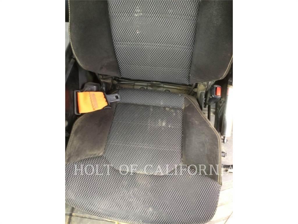CAT 972 Gumikerekes homlokrakodók