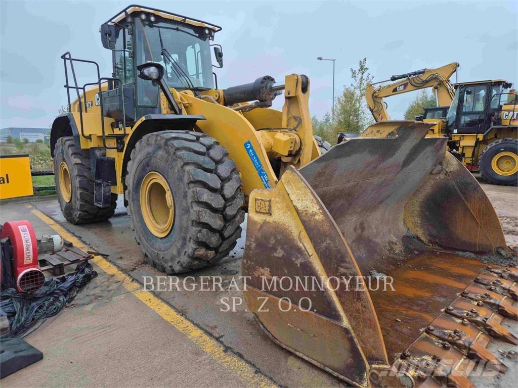 CAT 972 Gumikerekes homlokrakodók