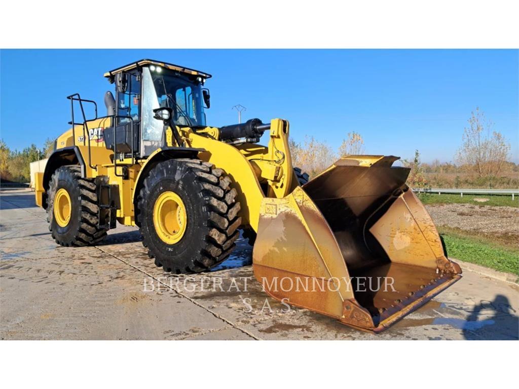 CAT 972 Gumikerekes homlokrakodók