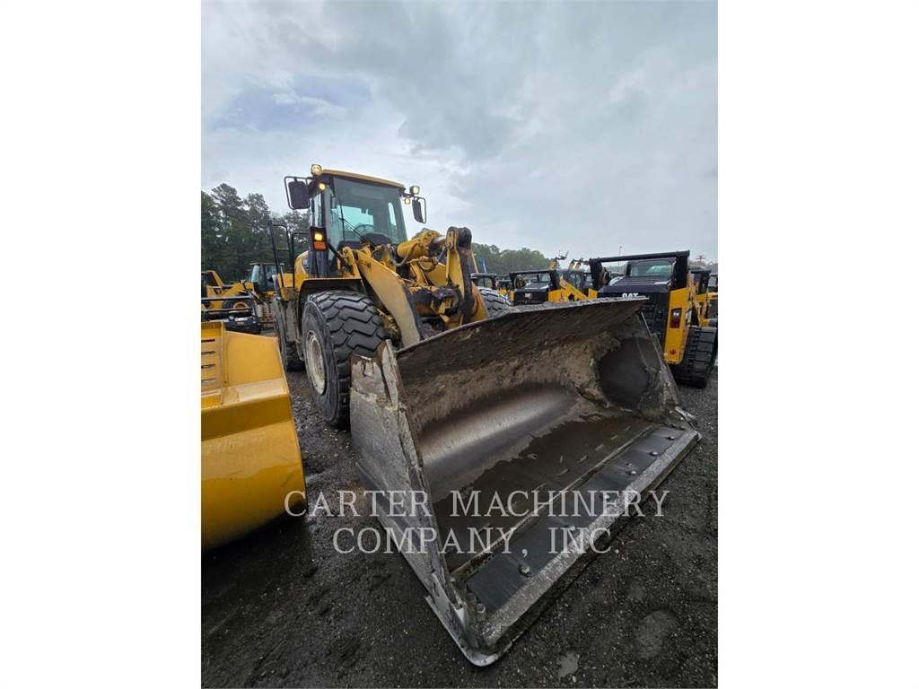 CAT 972H Gumikerekes homlokrakodók