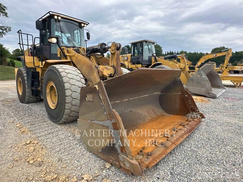 CAT 972K Gumikerekes homlokrakodók