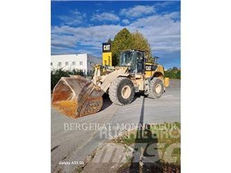 CAT 972K Gumikerekes homlokrakodók