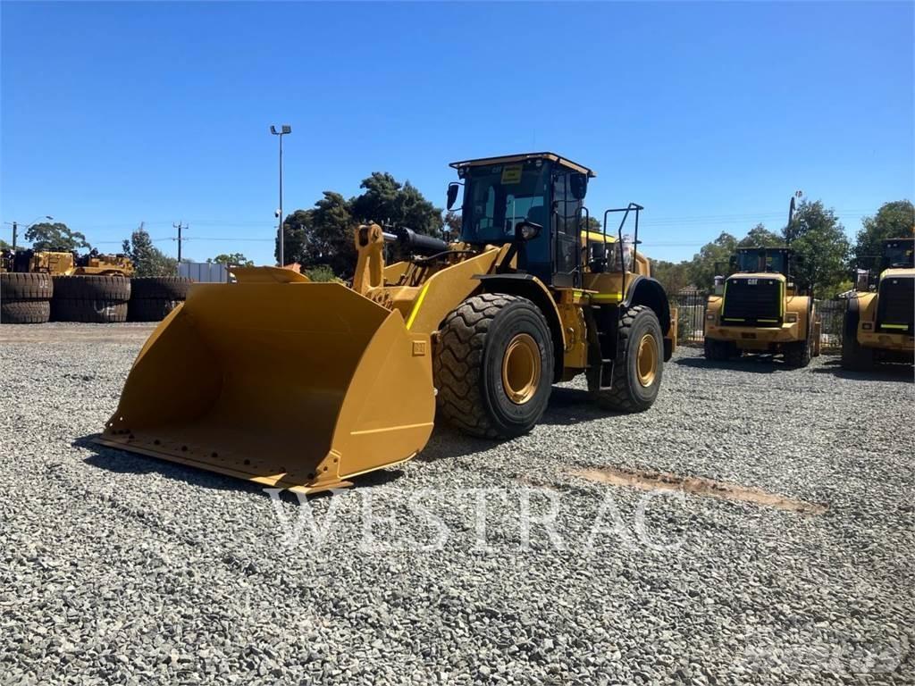 CAT 972M Gumikerekes homlokrakodók