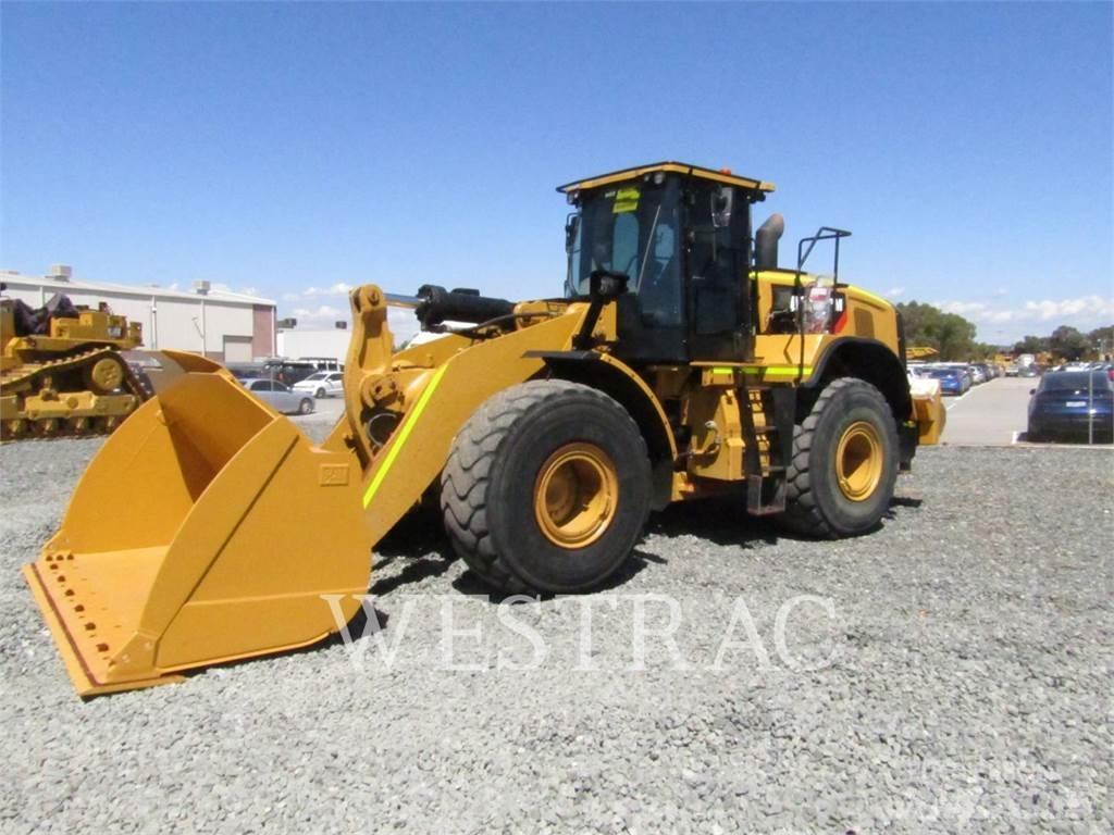 CAT 972M Gumikerekes homlokrakodók
