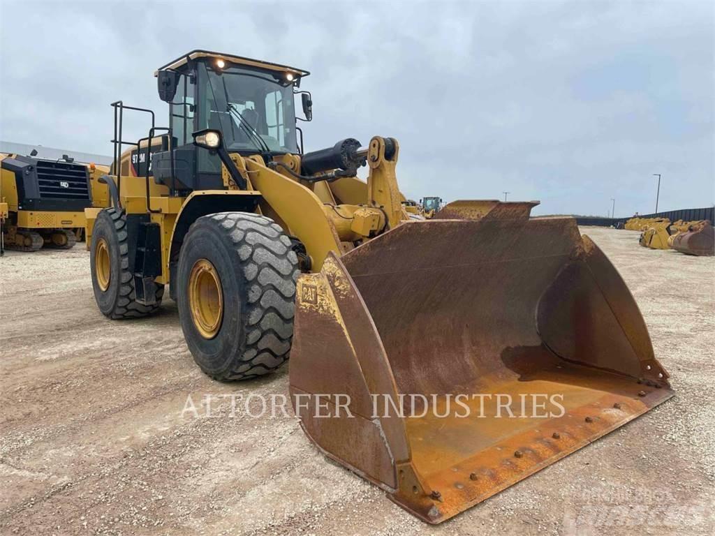 CAT 972M Gumikerekes homlokrakodók