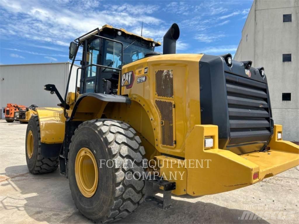 CAT 972M Gumikerekes homlokrakodók