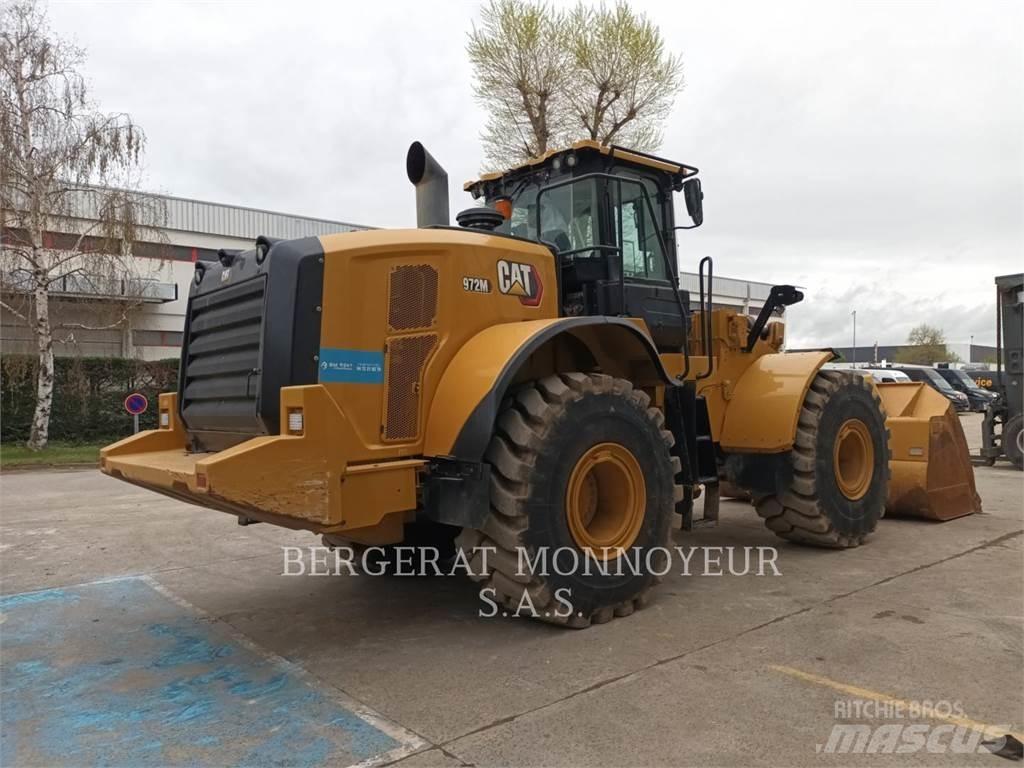 CAT 972M Gumikerekes homlokrakodók