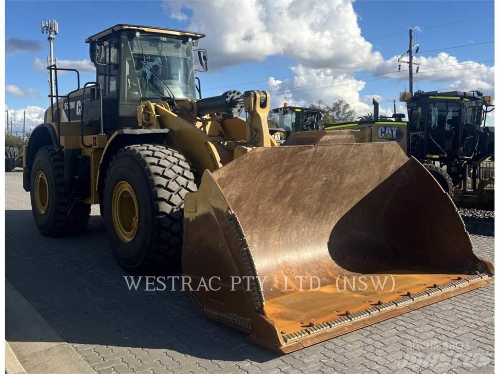 CAT 972M Gumikerekes homlokrakodók