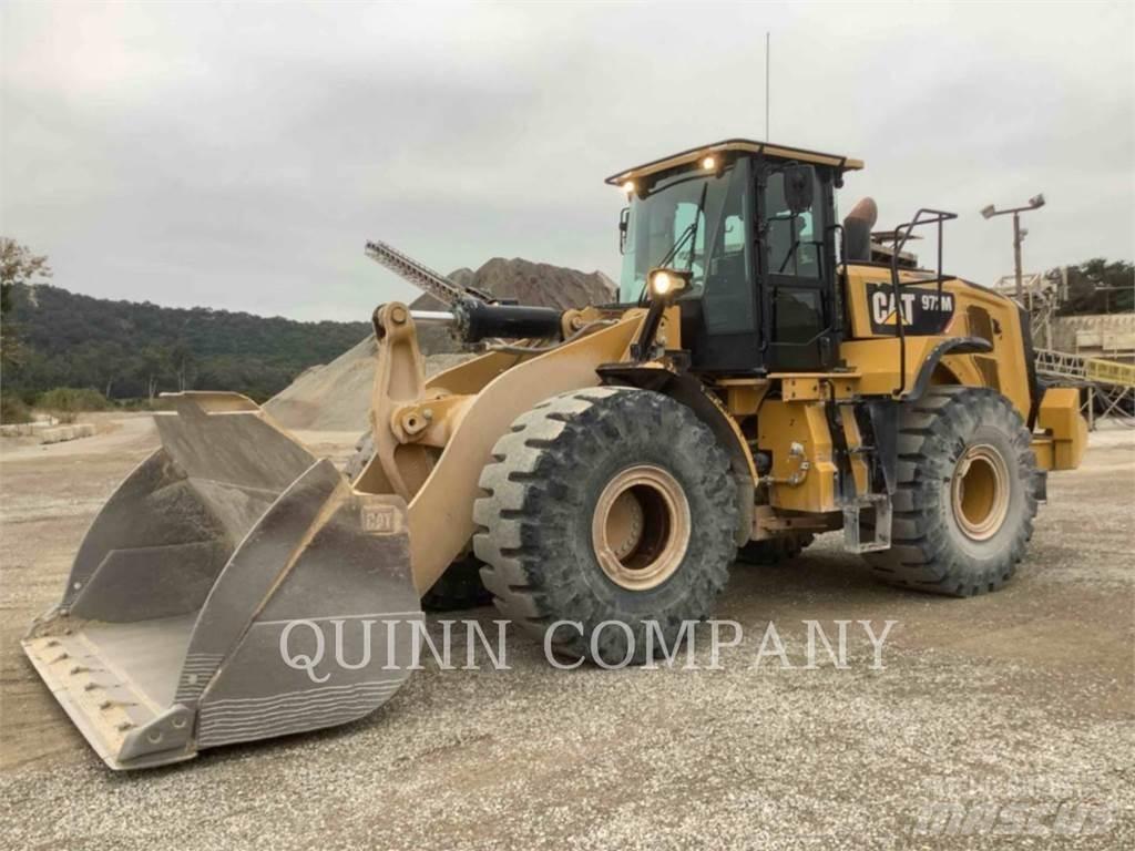 CAT 972M Gumikerekes homlokrakodók