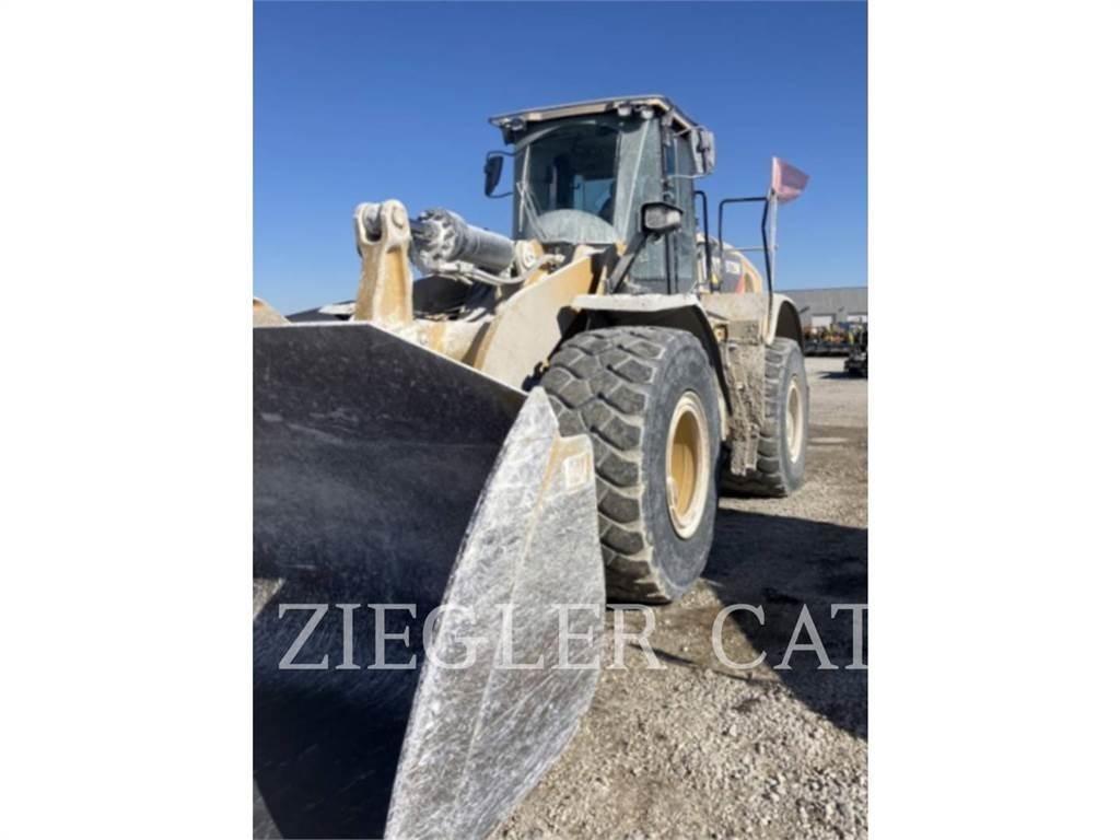 CAT 972M Gumikerekes homlokrakodók