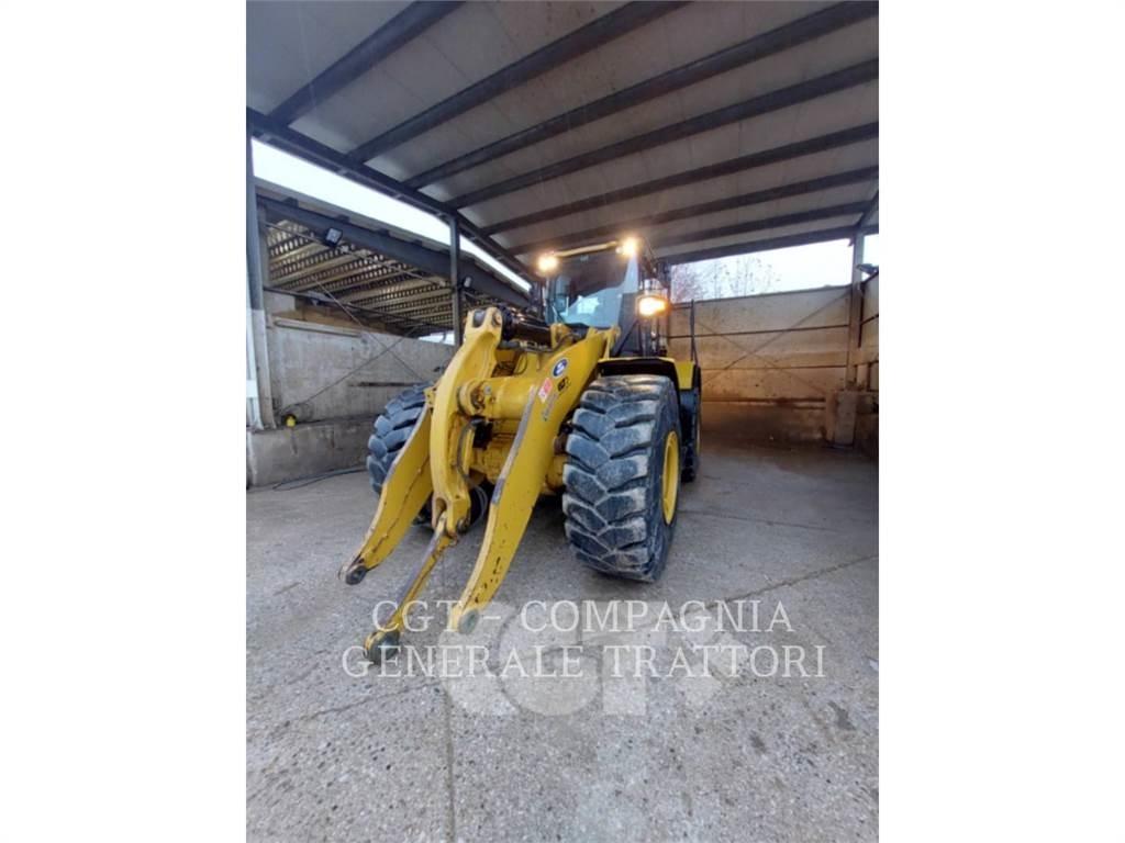 CAT 972M Gumikerekes homlokrakodók