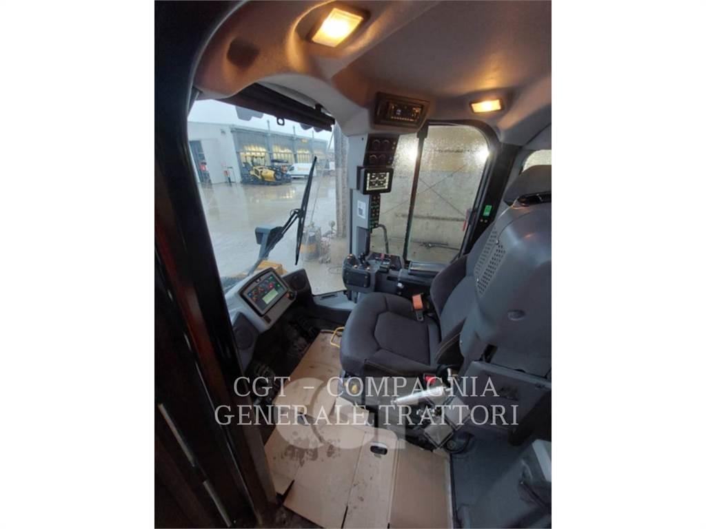 CAT 972M Gumikerekes homlokrakodók