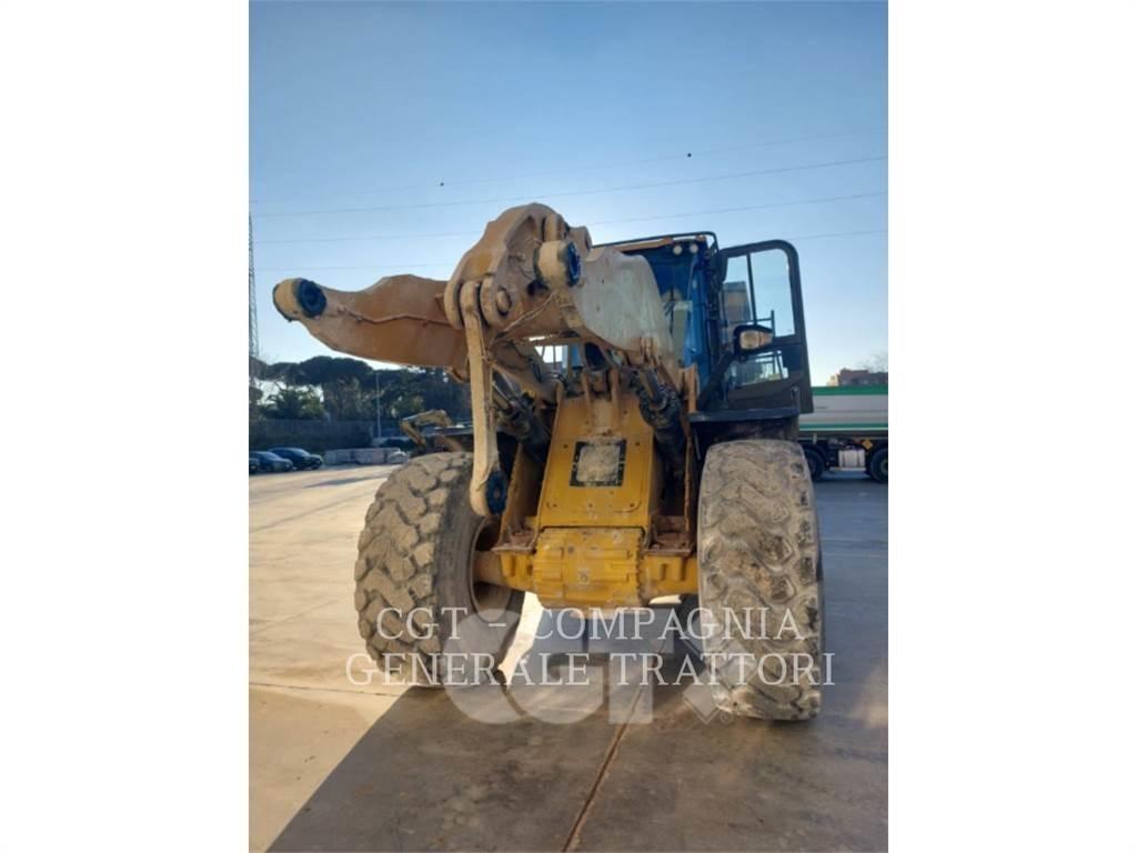 CAT 972M Gumikerekes homlokrakodók