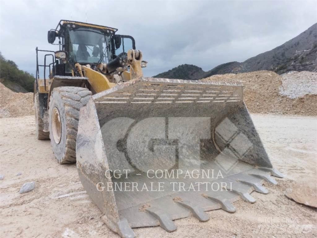 CAT 972M Gumikerekes homlokrakodók