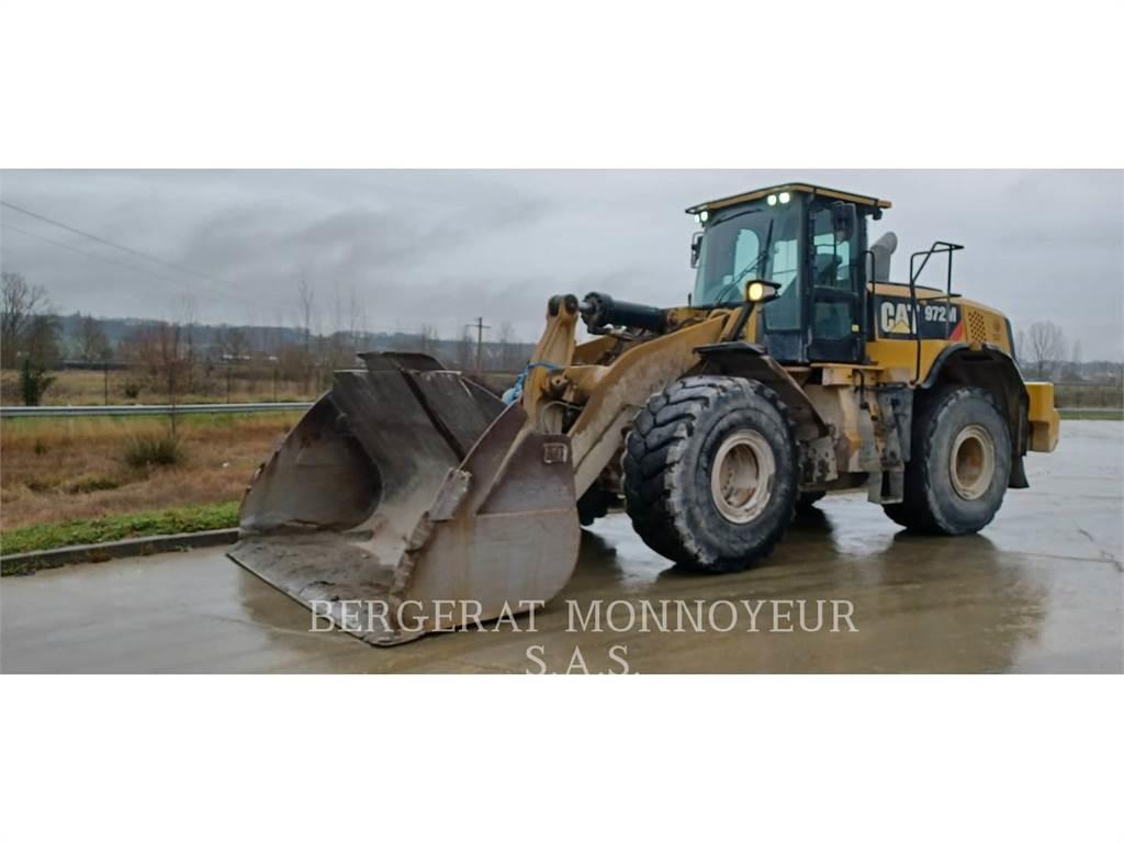 CAT 972M Gumikerekes homlokrakodók