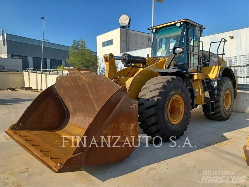 CAT 972M Gumikerekes homlokrakodók