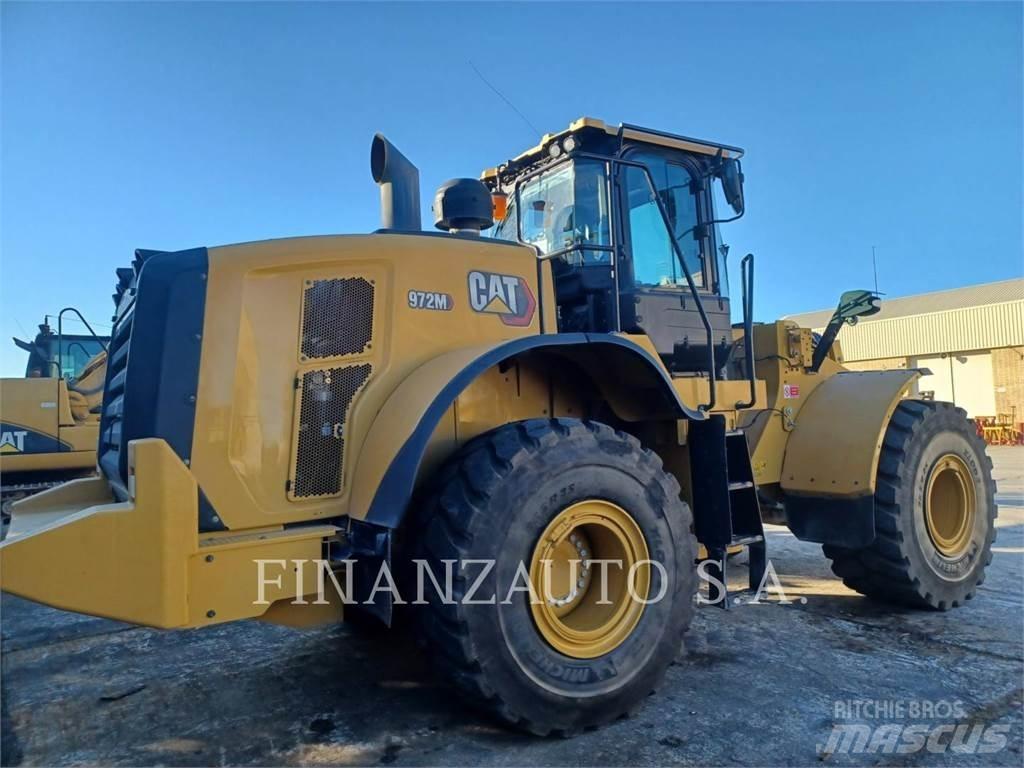 CAT 972M Gumikerekes homlokrakodók