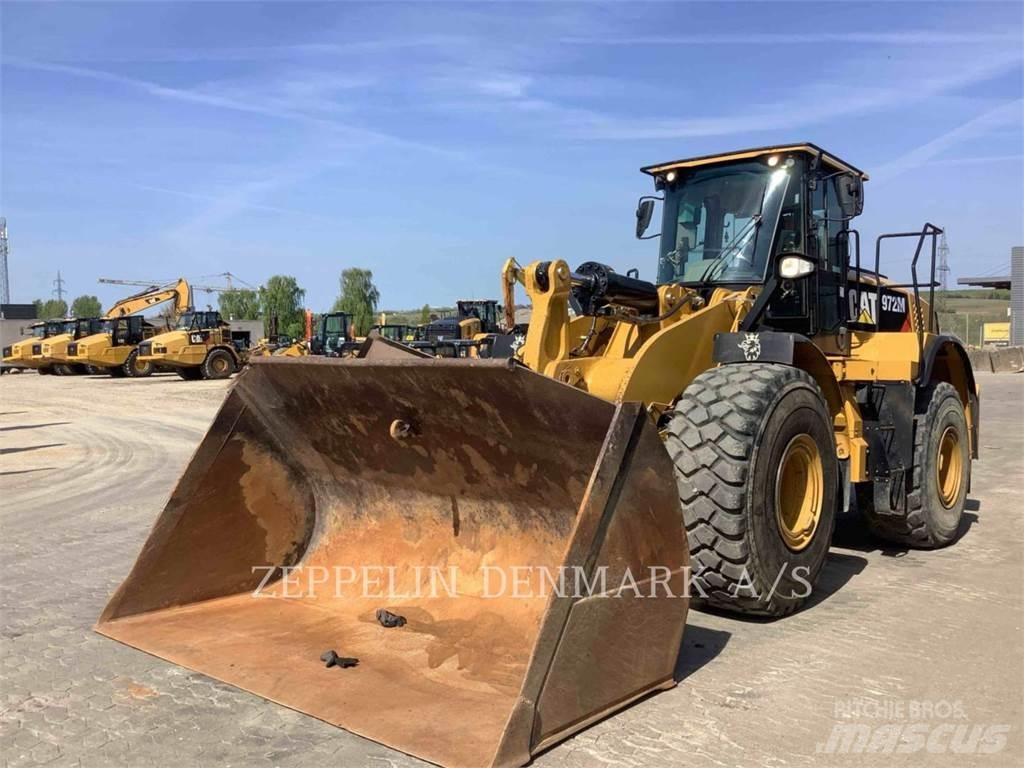 CAT 972M Gumikerekes homlokrakodók