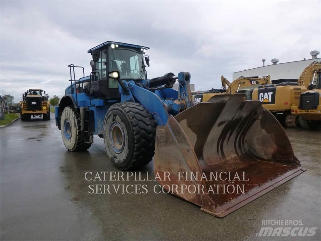 CAT 972M Gumikerekes homlokrakodók