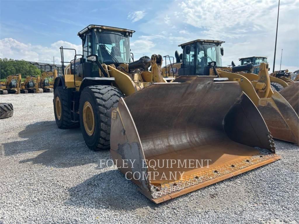 CAT 972M Gumikerekes homlokrakodók