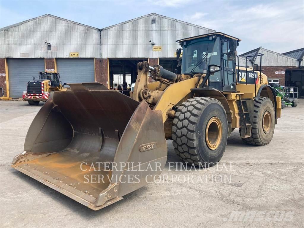 CAT 972M Gumikerekes homlokrakodók