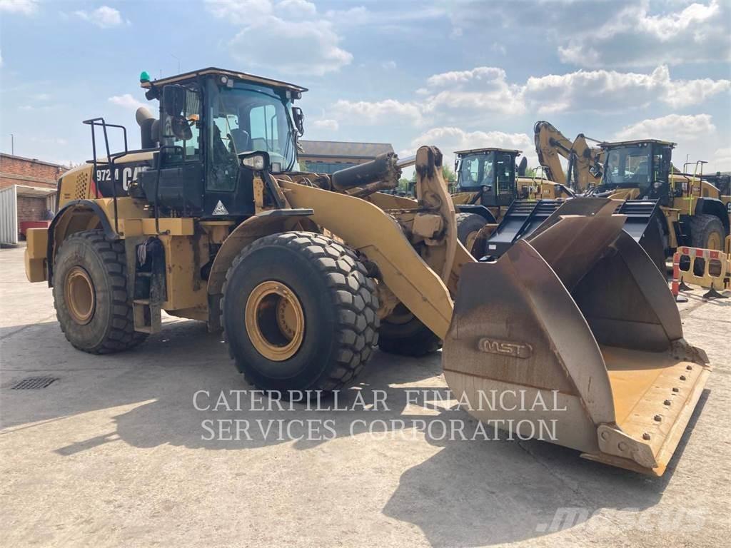 CAT 972M Gumikerekes homlokrakodók