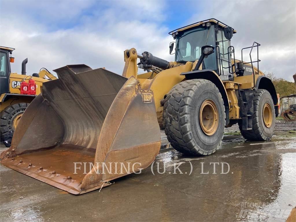 CAT 972M Gumikerekes homlokrakodók