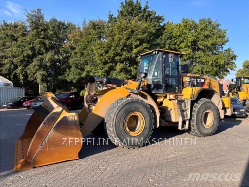 CAT 972M Gumikerekes homlokrakodók
