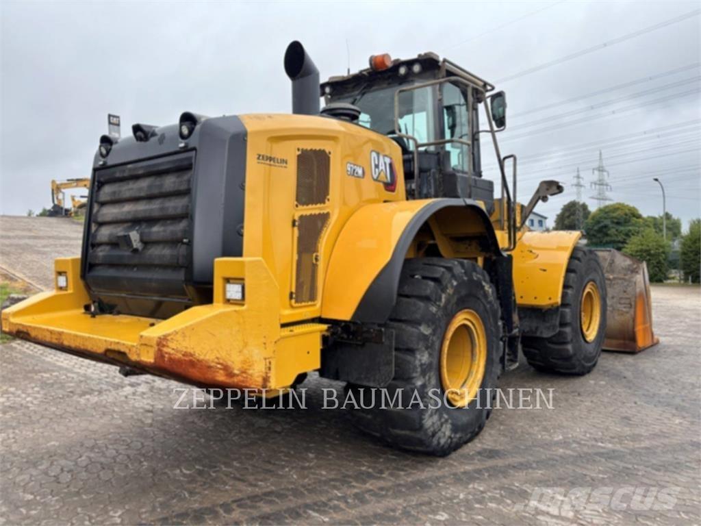 CAT 972M Gumikerekes homlokrakodók