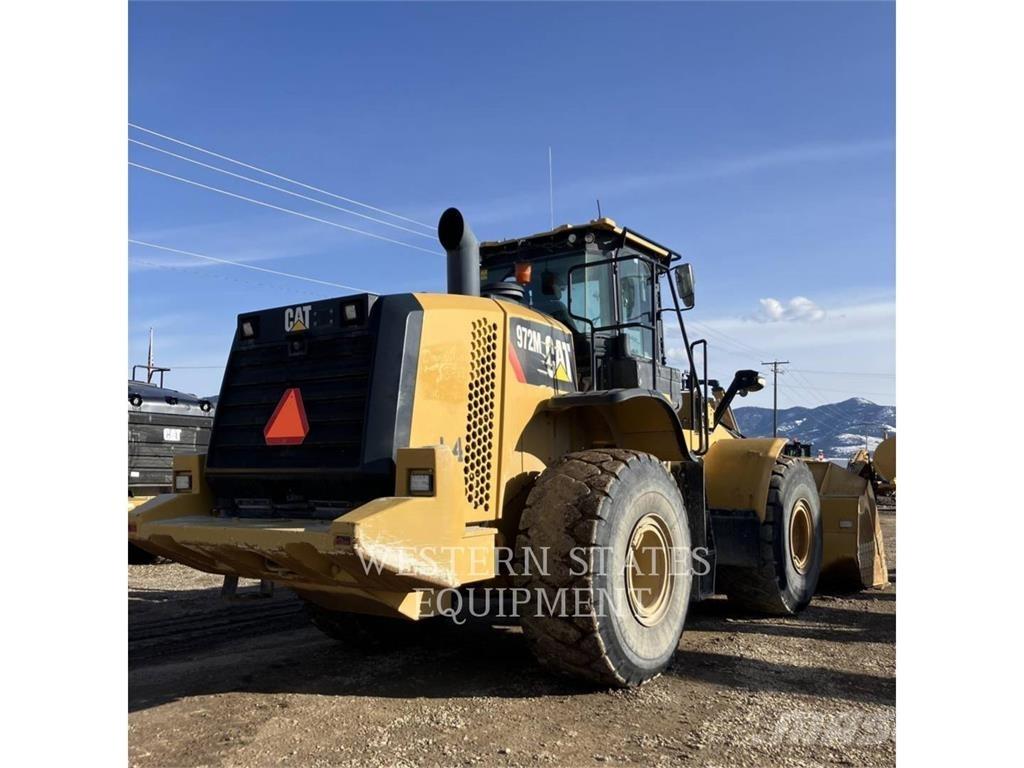 CAT 972M Gumikerekes homlokrakodók