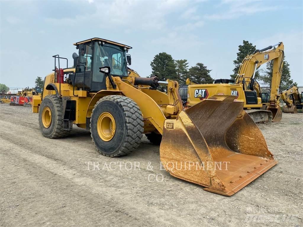 CAT 972M HL Gumikerekes homlokrakodók
