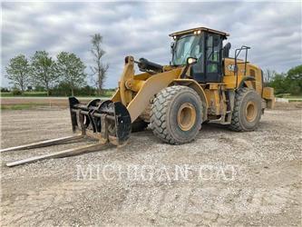 CAT 972M Q Gumikerekes homlokrakodók