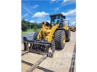 CAT 972MQC Gumikerekes homlokrakodók