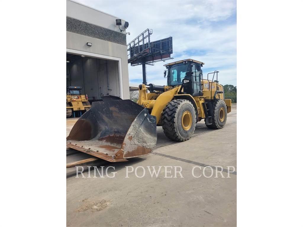 CAT 972QC Gumikerekes homlokrakodók