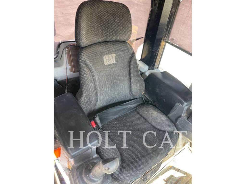 CAT 973K Lánctalpas homlokrakodók