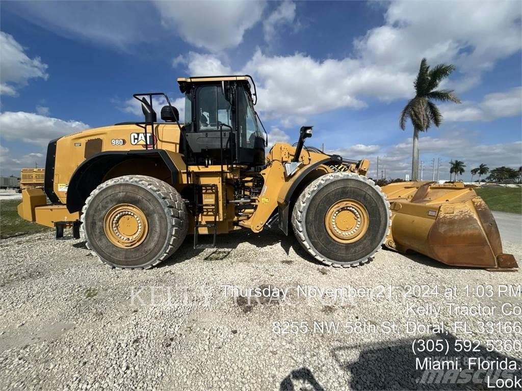 CAT 980 Gumikerekes homlokrakodók