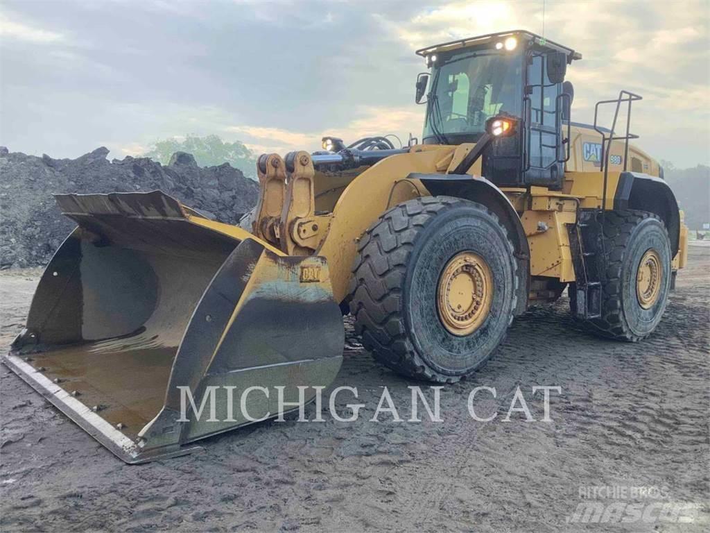 CAT 980 Gumikerekes homlokrakodók