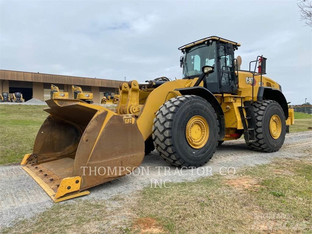 CAT 980 Gumikerekes homlokrakodók