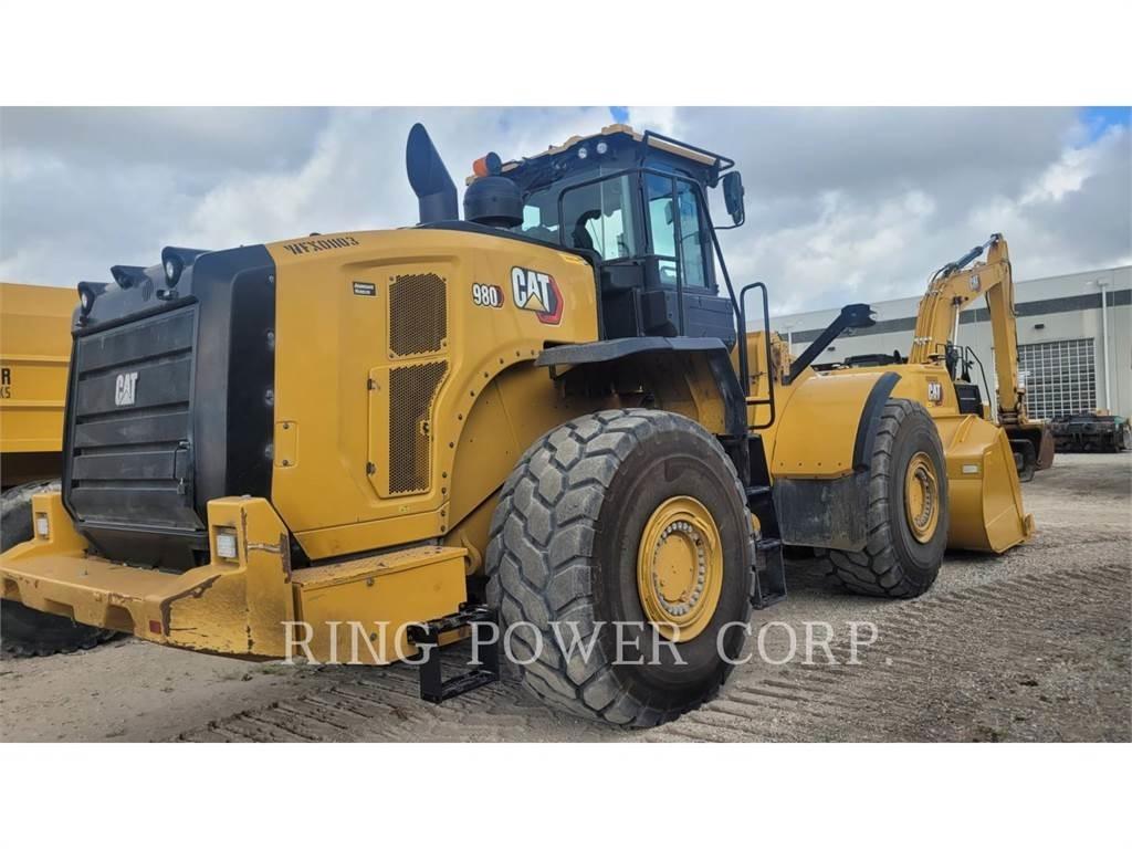 CAT 980 Gumikerekes homlokrakodók