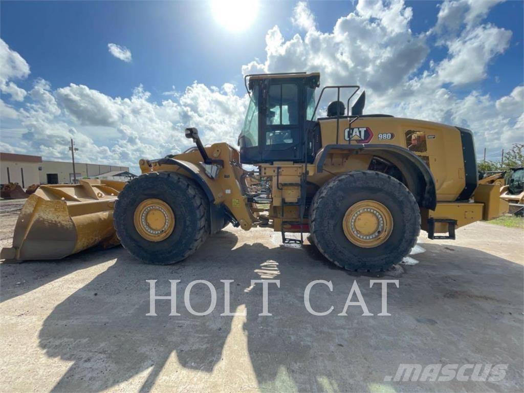 CAT 980 Gumikerekes homlokrakodók