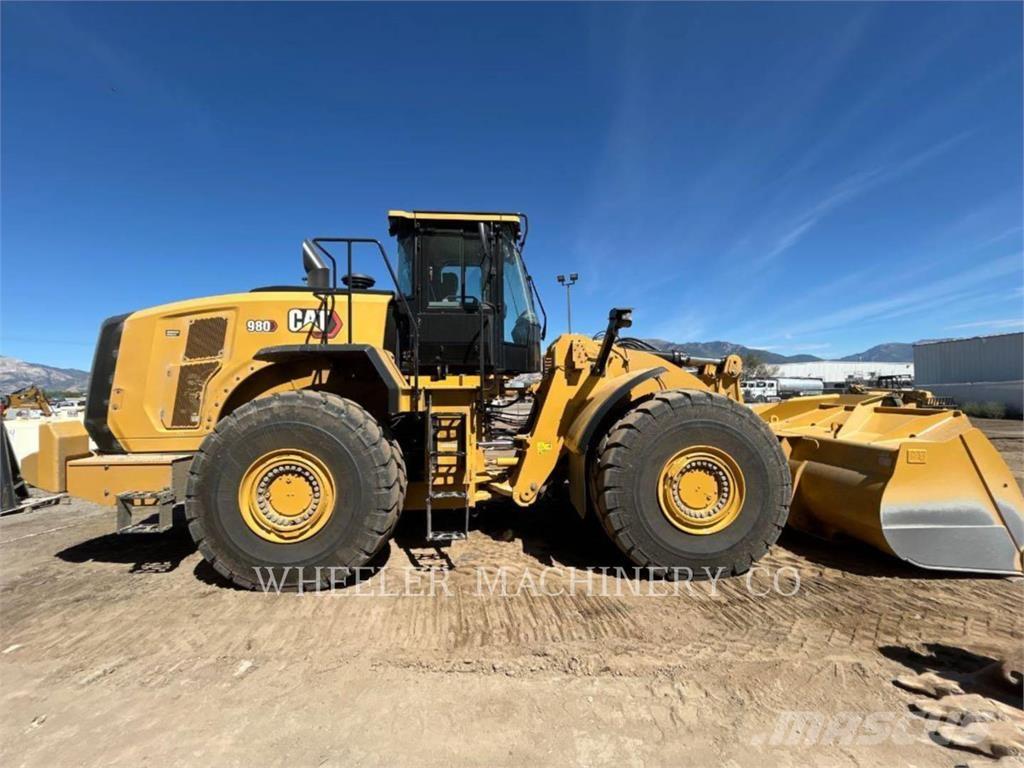 CAT 980 Gumikerekes homlokrakodók