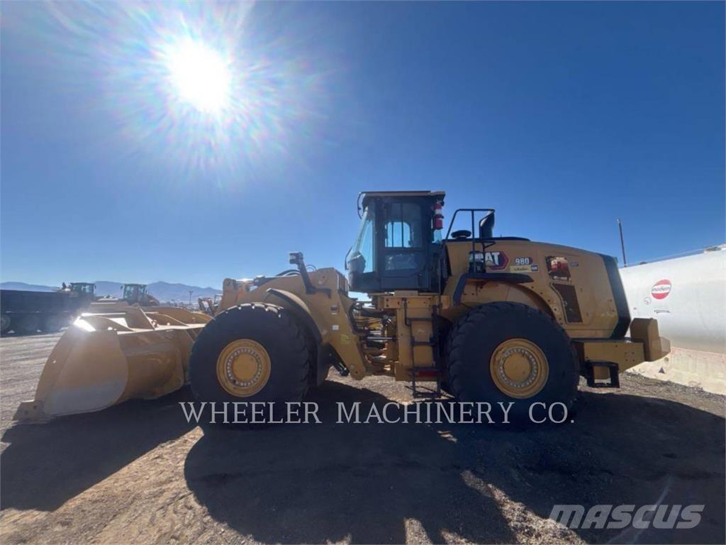 CAT 980 Gumikerekes homlokrakodók
