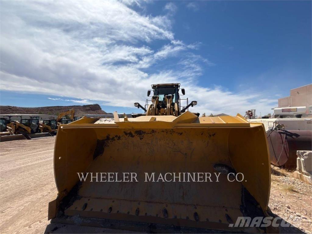 CAT 980 Gumikerekes homlokrakodók