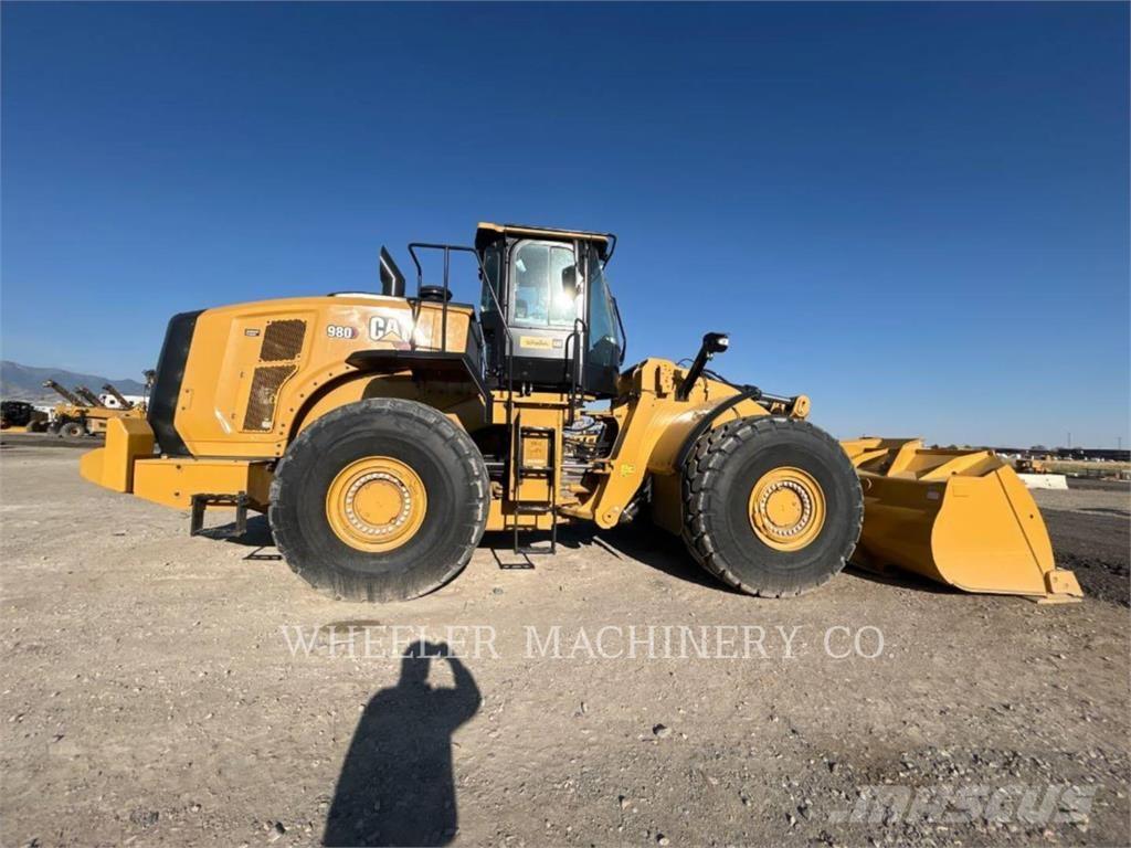 CAT 980 Gumikerekes homlokrakodók