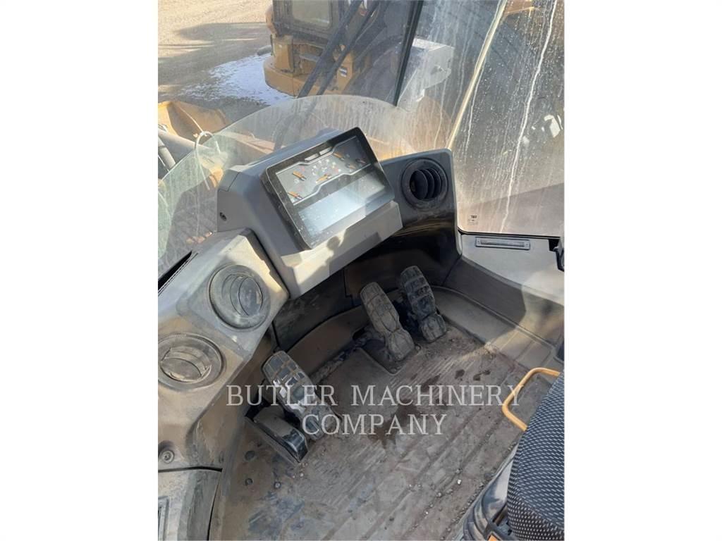 CAT 980-14 Gumikerekes homlokrakodók